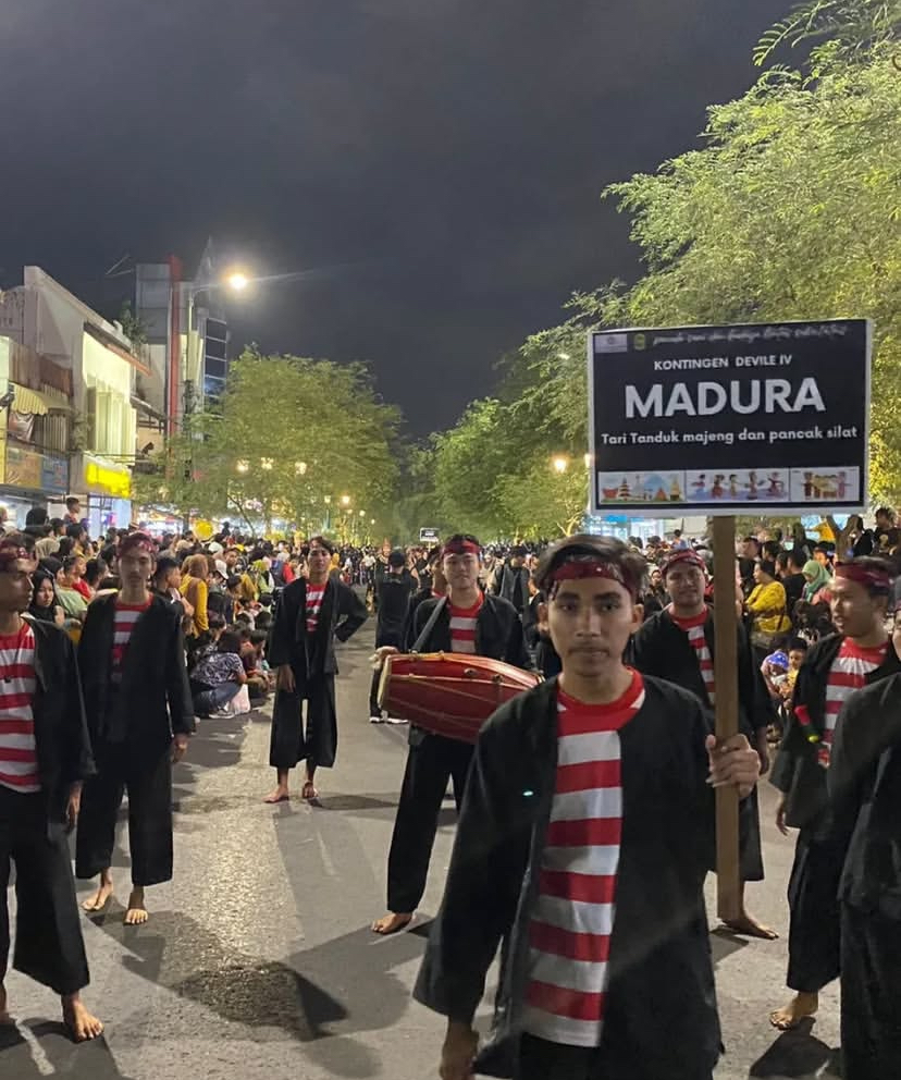 kebudayaan lintas suku dan budaya.