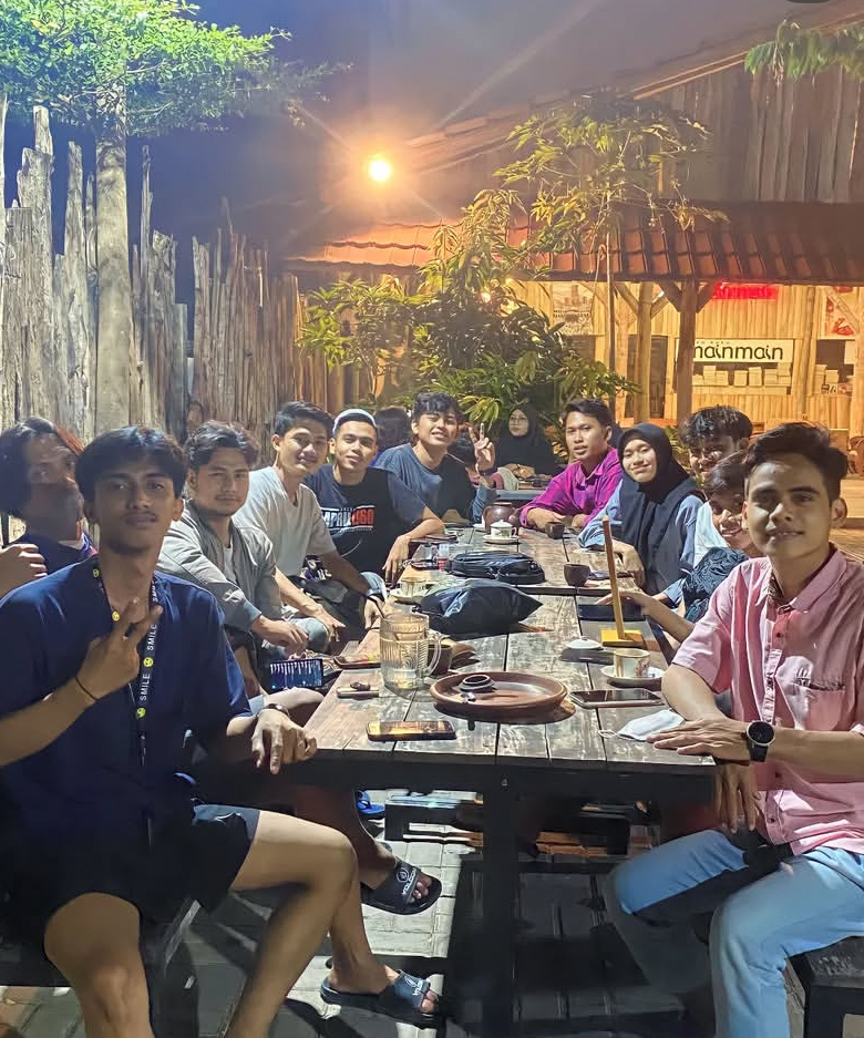 rapat bulanan mahasiswa madura